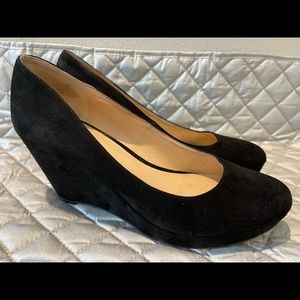 Nine West Black Size 8 Wedge Heels